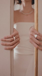 Honour your lifelong commitment with GRAFF’s extraordinary wedding bands - a flawless symbol of love that lasts for a lifetime. 让格拉夫非凡订婚戒指印证你俩的永恒之约， 执手一生， 闪耀真爱。 #FallInLoveWithGRAFF #Graff #GRAFFSG #GraffDiamonds | Graff