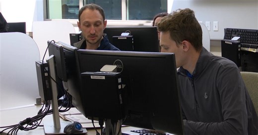 911 dispatcher burnout on the rise nationally