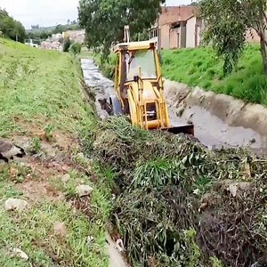 316K views · 576 reactions | Backhoe cleaning stream | World Machines | Facebook