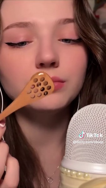 happy sleeping 💤 (@dailyasmrsleep) - Explore the Soothing World of Raccoon ASMR Videos