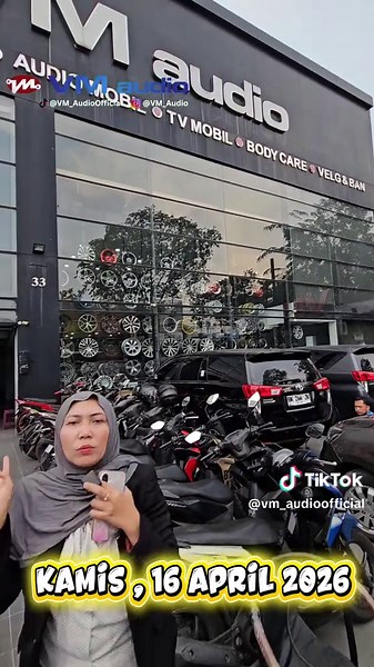 Kunjungi @VM_AudioCatalog untuk melihat produk lengkap kami ------- Showroom Accessories Mobil Terlengkap & Terbesar di Medan --- Dapatkan cicilan 0% s/d 24 bulan dengan pembayaran : 1. Kartu kredit 2. Home Credit --- Specialist : - PPF (Paint Protection Film) - Accessories - Kaca film - Towing - Jok mobil - Nano coating - Salon interior - Salon exterior - Velg - Ban - Audio system - Tv mobil android - Bodykit - Camera 360° (birdview) - Spooring - Balancing - Specialist Upgrade mobil2 Premium da