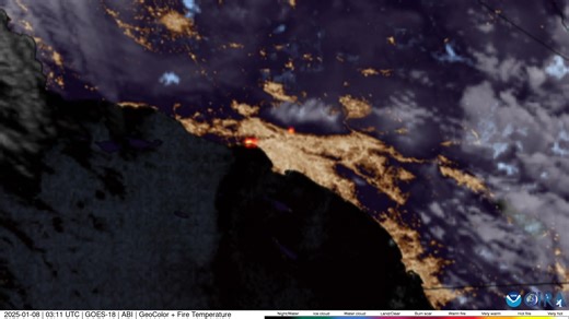 The devastating #PalisadesFire and #EatonFire continue to burn across parts of southern California today. This imagery from NOAA's GOES West (GOES-18) satellite shows the smoke and heat signatures from the wildfires from Jan. 7-8, 2025. | NOAA Satellite and Information Service