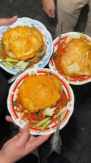 125K views · 1K reactions | ✅ NASGOR DUK DUK ENAK DEKAT UNAIR ....