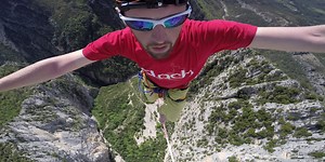 Neuer Weltrekord: 1 Kilometer auf der Slackline