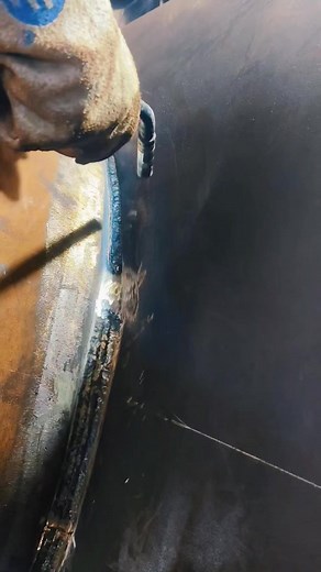 1.7K views · 21 reactions | Fcaw welding process. #welder #welding #weldlife #weld #higlights #foryoupage #fyp #viral #video #reels #ironmetal #myfollowers | Welder Pesong | Facebook