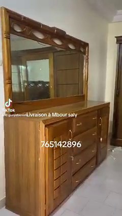 Double lit double coiffeuse armoire coulissante avec armoire coulissante avec 3porte sa coûte 1 mille 400 mille brom Bargny | Meuble Locaux Mamadou Gueye Sénégal