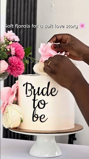 💍Elegant Bridal Shower Cake Design | Soft Luxury Cake Tutorial #BridalShowerCake #WeddingCakeDesign