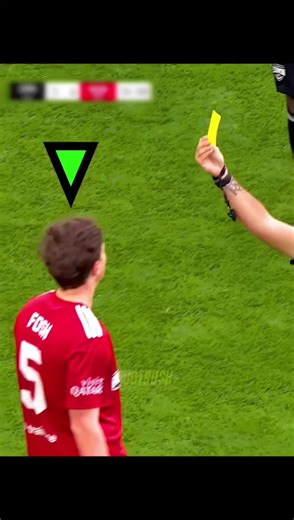 Players vs Referee HIM 💀 #cristianoronaldo #futbol #ronaldo #fyp