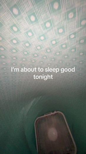 Blanket Fort Tutorial for Perfect Sleepovers