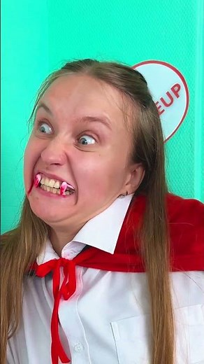 Another CRAZY WAY to sneak MAKEUP into CLASS!💄🧛🏻‍♀️