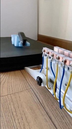 Electromagnetic catapult. #Railgun #Electromagneticcatapult #scientific #experiment