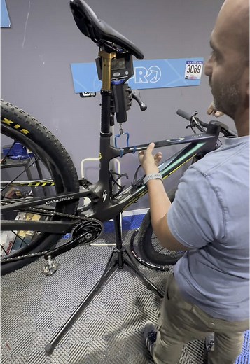 Cuánto pesa una bicicleta y su costo en ciclismo