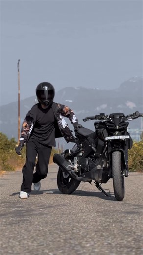 Shubham Negi on Instagram: "Sorry guys par ye karna pdega 😂🫶🏻💯 #mt15 #dancer #rider #shubhamnegi #bollywoodstyle"