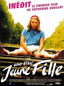 Regardez Une vraie jeune fille en VOD sur ARTE Boutique