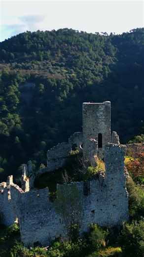 Why this castle was impossible to surprise