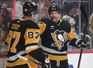 Sidney Crosby’s $30,750,000 Teammate Could Be Traded, but Penguins Beat Writer Warns It Could Backfire | PFSN