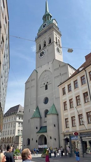 The Bells of St. Peter’s: The Oldest Church in Munich 🇩🇪