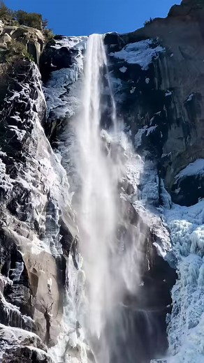 Bridal Veil Falls on a beautiful winter day in Yosemite #nature #yosemite #nationalpark #waterfall | Dan Kurtzman Photography