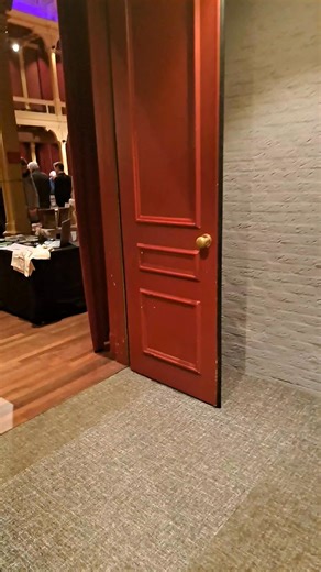 Zondag was ik met Karl Hieronymus Baron von Münchhausen bij de Boekenbeurs in Zutphen. | Suzanne Peters