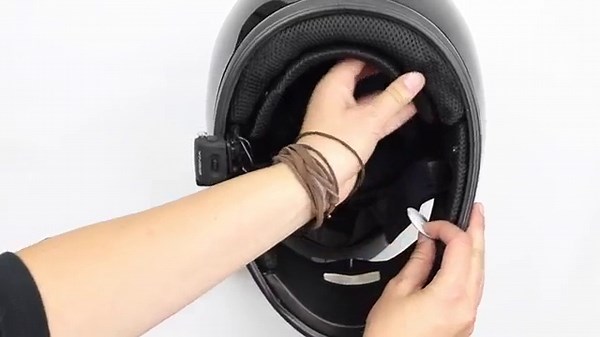 Sena Adult Motorcycle Bluetooth Headset Communication System (Black, Single Pack w/HD Speakers)