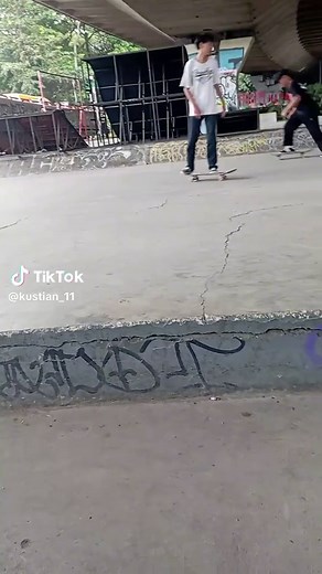 Skateboard dan Bokep: Kombinasi Konten Jepang dan Mainan