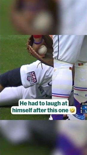 Logan Gilbert underhand flips the ball for the out and makes himself smile! 🤣