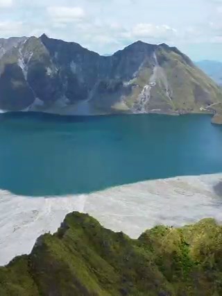 595K views · 61K reactions | Mt. Pinatubo can't hide its beauty after it erupted last 1991. It was the second-largest volcanic eruption of the 20th century, behind only the 1912 eruption of Novarupta in Alaska. Mt. Pinatubo YT: youtube.com/c/JharmCabatas IG: instagram.com/Lakwatserongengineer DISCLAIMER: No copyright infringement intended. I do not own the audio in this video. They belong to their rightful owners. #Pampanga | Lakwatserong Engineer | Facebook