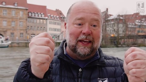 German hand gestures explained: What tourists should know