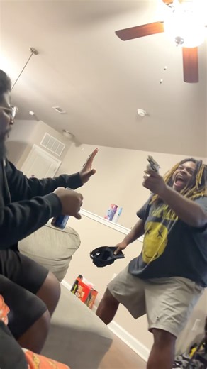 Worst game of Charades 😭