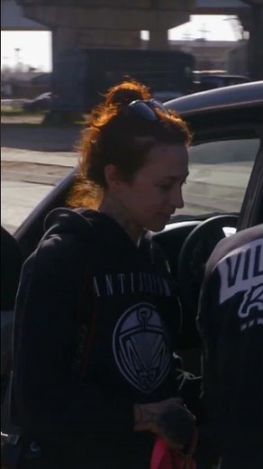 Re-Rescuing Poor Pitty! | Pit bulls and Parolees | Animal Planet