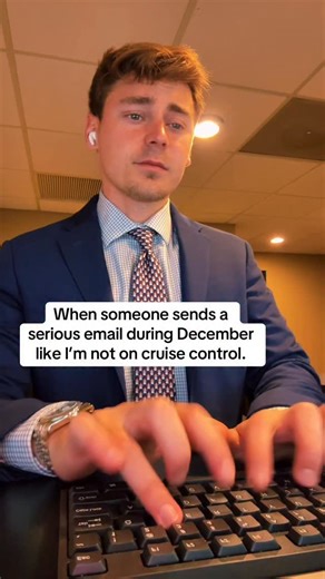 Ronnie Hopper on Instagram: "It’s the holidays bro… #finance #corporate #work"