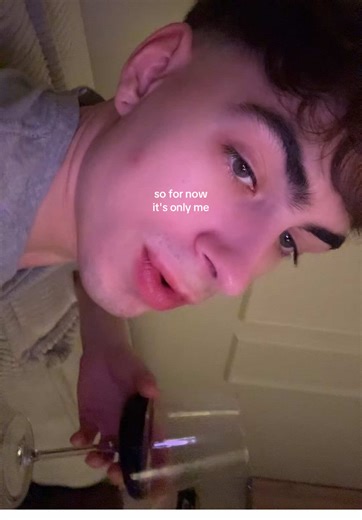 Navigating Modern Dating with Your Dog