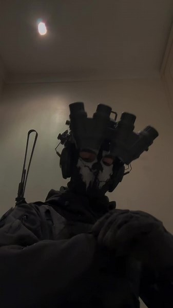 Navigating Age Perceptions in Call of Duty Cosplay