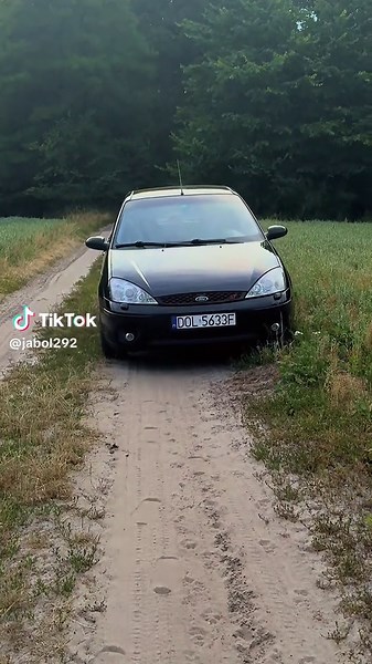 Ford Focus ST: A Powerful Street Racing Experience