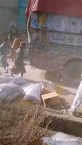 722K views · 8.1K reactions | بگن بازار کانوائی لوٹ ❤️ ...