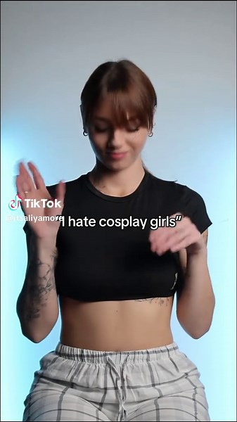 Exploring the Hate Toward Cosplay Girls