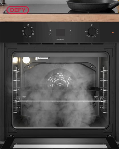 25K views | Tired of a greasy oven? With the Defy steam cleaning function no harsh chemicals are needed - just effortlessly melt away stubborn grime and wipe away mess with ease! ✨ Keep your oven spotless with Defy: 1️⃣ Remove everything from the oven. 2️⃣ Pour 500ml of water into the oven tray & place on the second rack. 3️⃣ Close the oven & select the steam cleaning function. 4️⃣ Once done, simply wipe away dirt and grease with a cloth. | Defy | Facebook