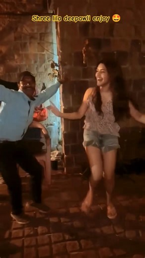 sreeleela hot dance in deepawali celebration ❤ #sreeleela #sreeleelashorts #shreelila #youtubeshorts