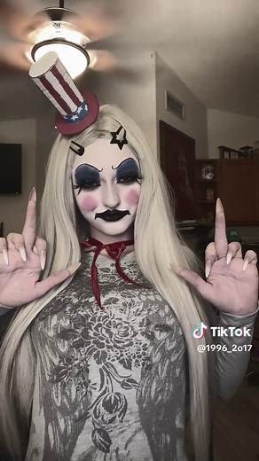 LIVE LAUGH LOVE ROB ZOMBIE MOVIES #houseof1000corpses #robzombie #captainspaulding