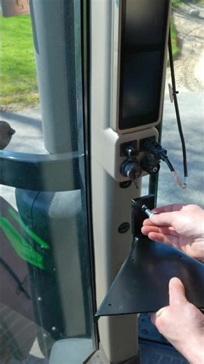 🔧🚜 CabTable™ Mounting Guide for John Deere 7000R / 8000R