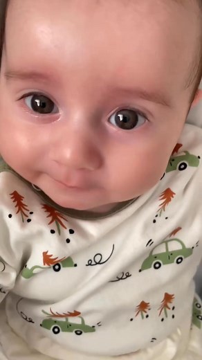 Look at the sound tho 😍💐🤍 One wants to just listen until the morning 🥰✨👀 Can you guess what he's saying? | 𝚂𝚆𝙴𝙴𝚃 𝙱𝙰𝙱𝚈