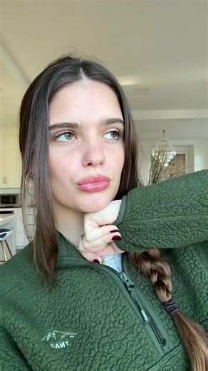 Harry Styles: Iconic Outfits and Style Evolution