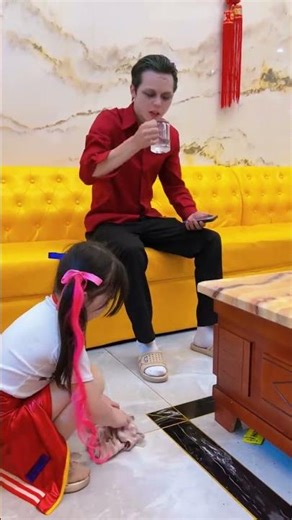 Little Harley Quinn accidentally spilled her drink and gave the Joker dirty water to drink #Joker