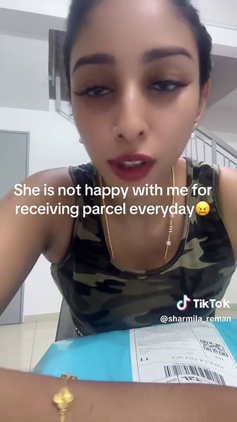 Unboxing Excitement: Daily Parcels Surprise!