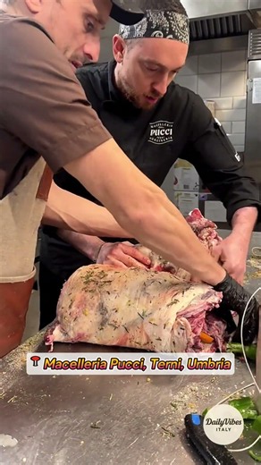 Traditional Butcher in Umbria 🇮🇹🥩 | Authentic Italian Regional Food