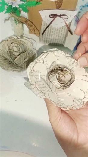 Don’t Throw Newspapers Away! Make These Stunning Paper Roses