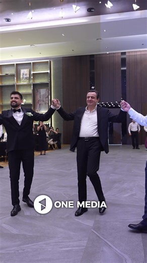 Fest mas Festes #wedding #dasmashqiptare #viral #virald #viralde @AlbinKurti118 @mekryeministrin