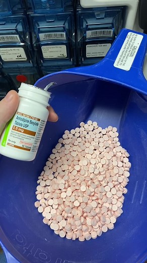 #asmr #satisfy #pharmacy #pharmacytechnician #fyp #soundon #satisfying