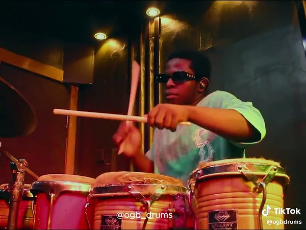 Bongos Dance Moves to Gozie Okeke Sound