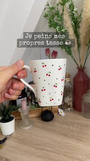 Peinture sur Porcelaine : Personnalisation de Tasse DIY avec Astuces